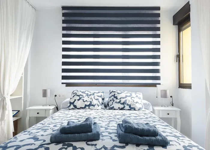 Loft En - Cimavilla Con Vistas Al Cerro דירה *